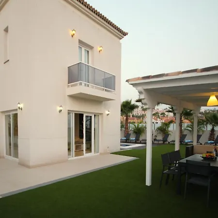 De Lujo Con Piscina Privada En