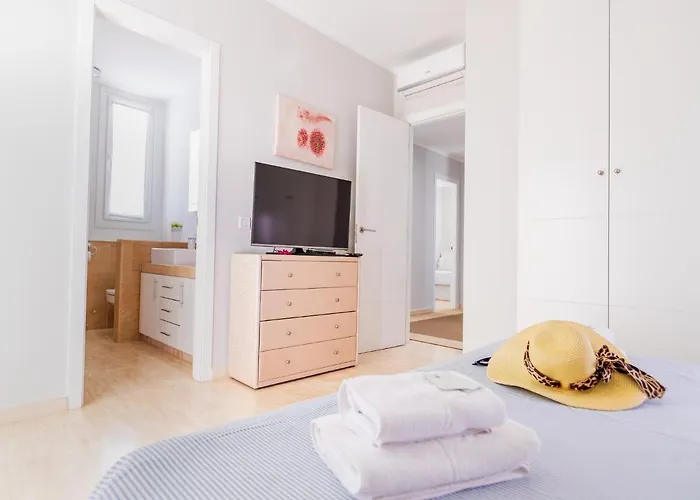 Adelina In * Costa Adeje (Tenerife)